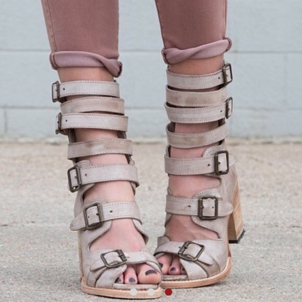 Freebird Bond Sandals